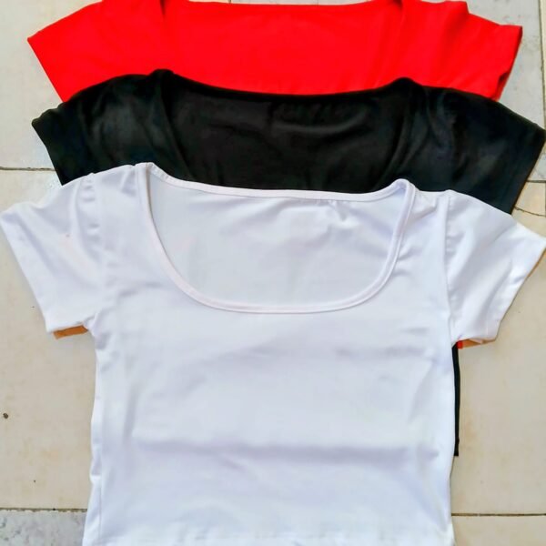 Remera Básica de Mujer – Algodón | Casual y Versátil